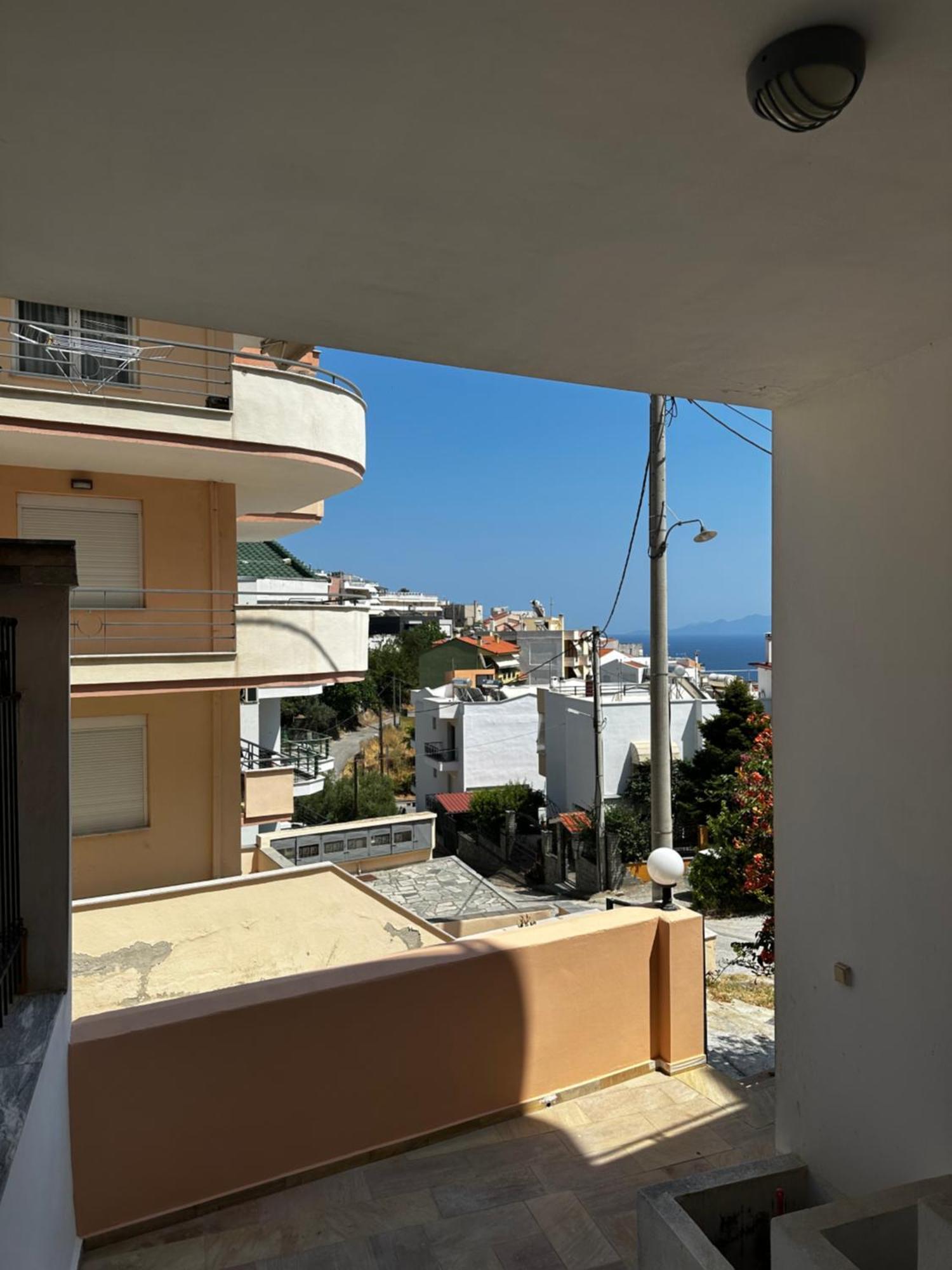Blossom Kavala