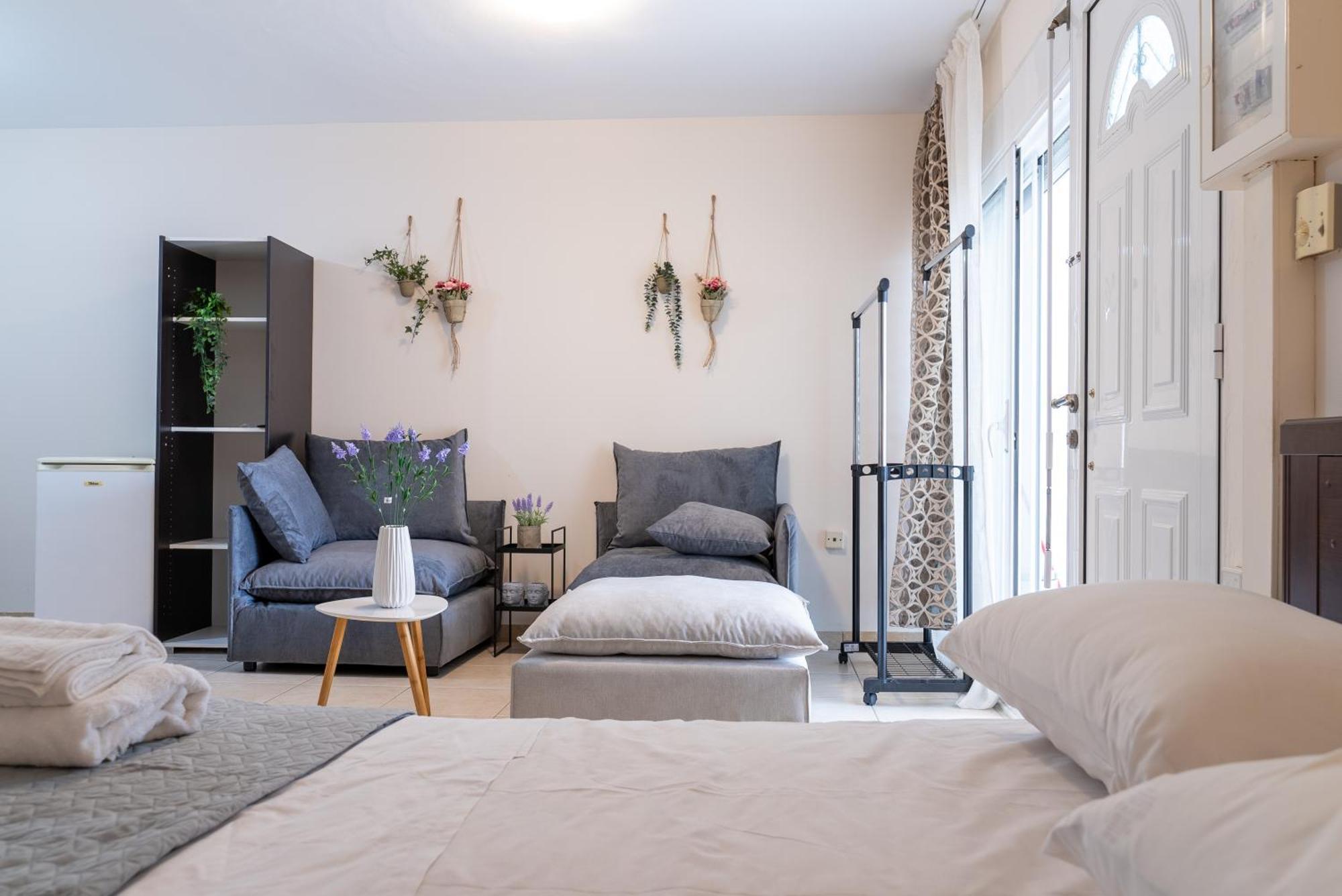 Blossom Apartment *